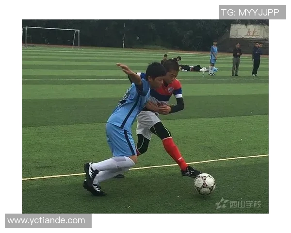 刘强独家揭秘:深入解析足球技巧与战术心得分享 刘强独家揭秘:深入解析足球技巧与战术心得分享