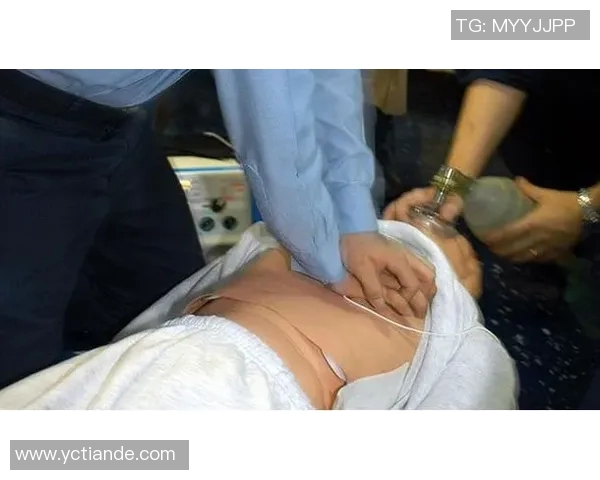 心源性猝死的足球明星背后的健康隐患与运动风险探讨