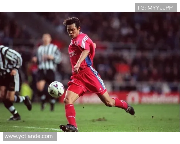 足球明星名字汇总图集展现球场传奇与风采的精彩瞬间 足球明星名字汇总图集展现球场传奇与风采的精彩瞬间