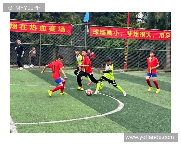 阳春逸夫小学足球明星展现青春风采助力校园体育发展 阳春逸夫小学足球明星展现青春风采助力校园体育发展