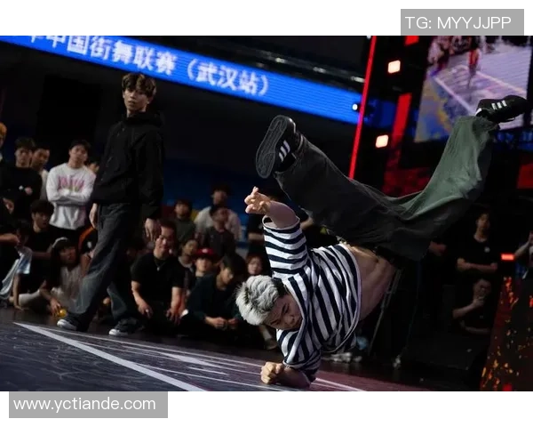 街舞热点:解读武汉街舞队的节奏 街舞热点:解读武汉街舞队的节奏